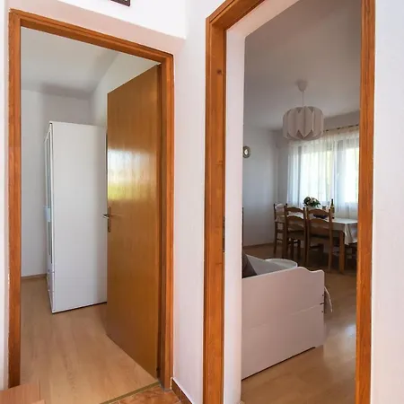 Sokol Apartment *